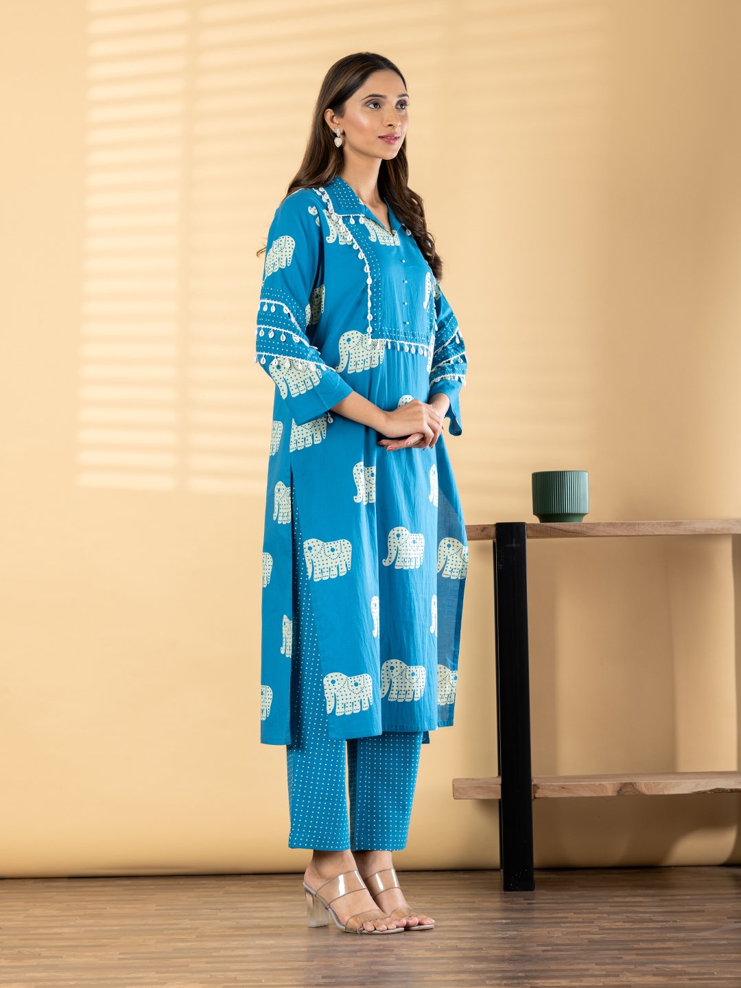 Women's Peacock Blue Block Print Cotton Kurti with Collar & Shell Trim