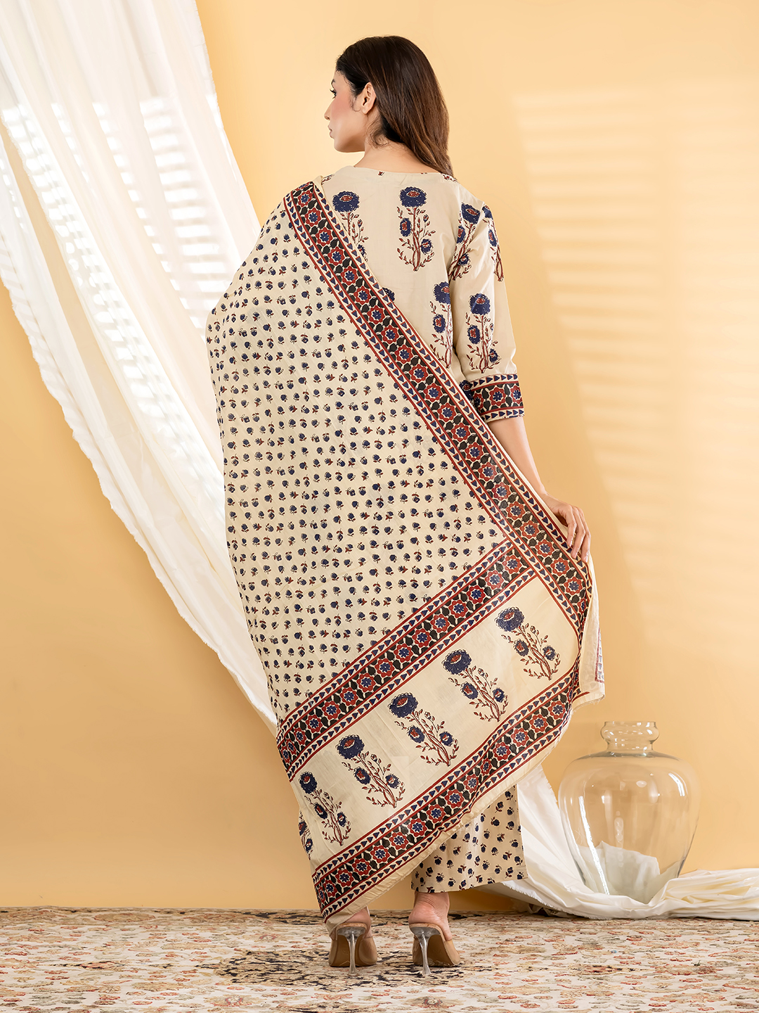 Beige Ethnic Floral Motif Cotton Suit Set with Printed Border Detailing